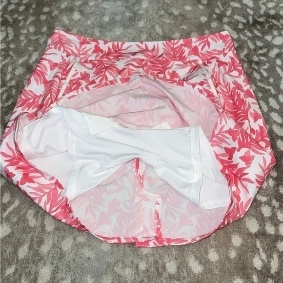 Vineyard Vines Performance White & Pink‎ Leaf Printed Preppy Tennis Golf Skort